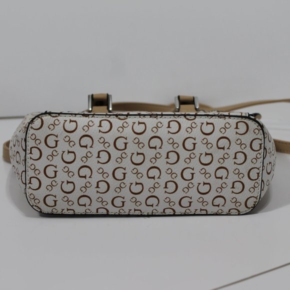 Guess Signature Small Purse - Picture 8 of 11